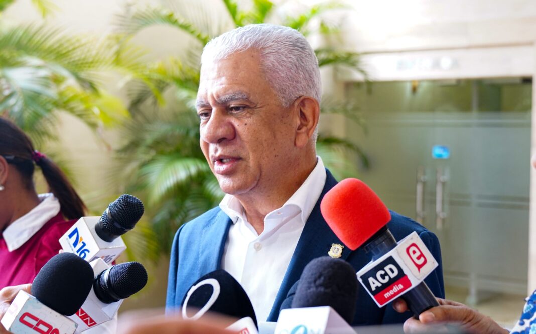 Ricardo de los Santos asegura Senado está abierto a escuchar al empresariado sobre reforma al Código de Trabajo