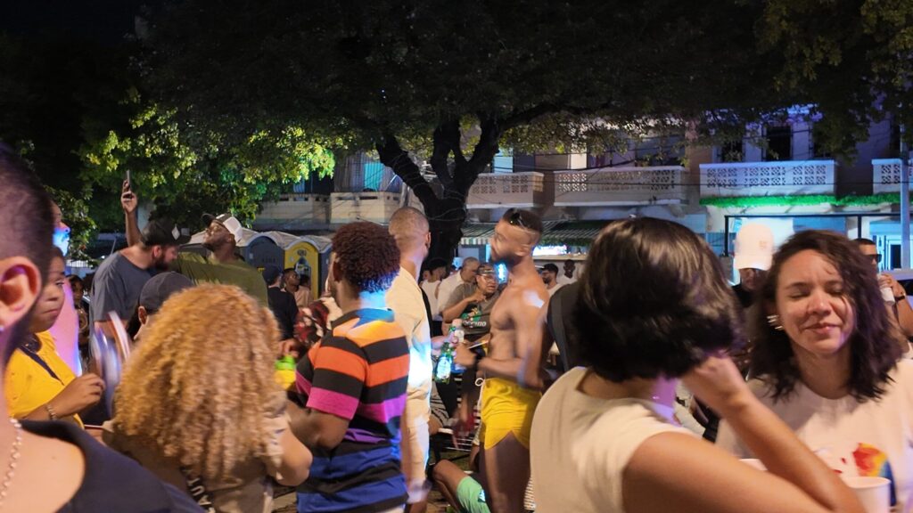 Entre alegría y reclamos, la comunidad LGBTIQ+ exige apoyo real del gobierno | 6 | Entre alegría y reclamos, la comunidad LGBTIQ+ exige apoyo real del gobierno - Noticias de hoy en República Dominicana | De Último Minuto