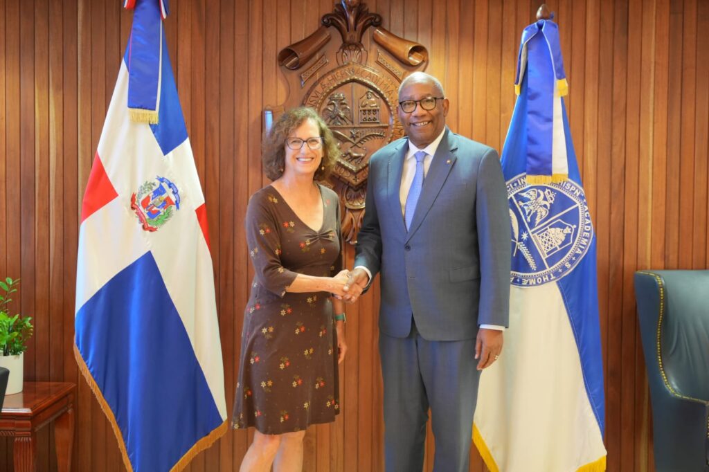 UASD suscribe acuerdo con la University of Massachusetts Amherst - Noticias de hoy en República Dominicana | De Último Minuto