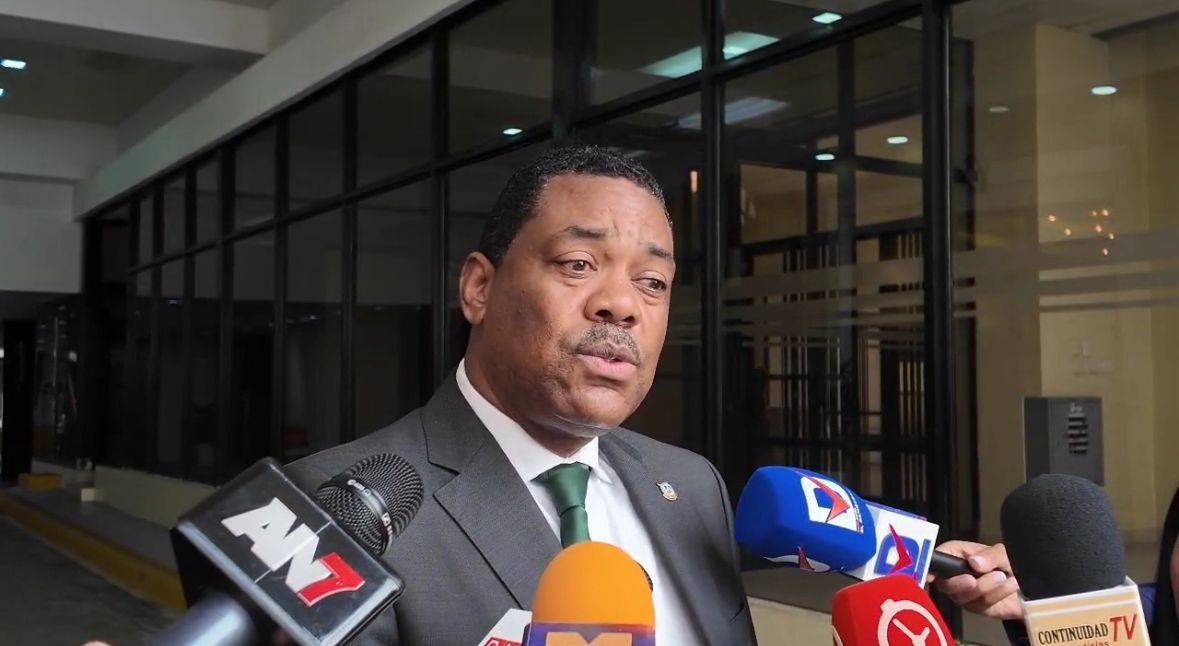Diputado: “Designación Magín Díaz revela un gobierno en estado de emergencia buscando apoyo para reforma fiscal” - Noticias de hoy en República Dominicana | De Último Minuto