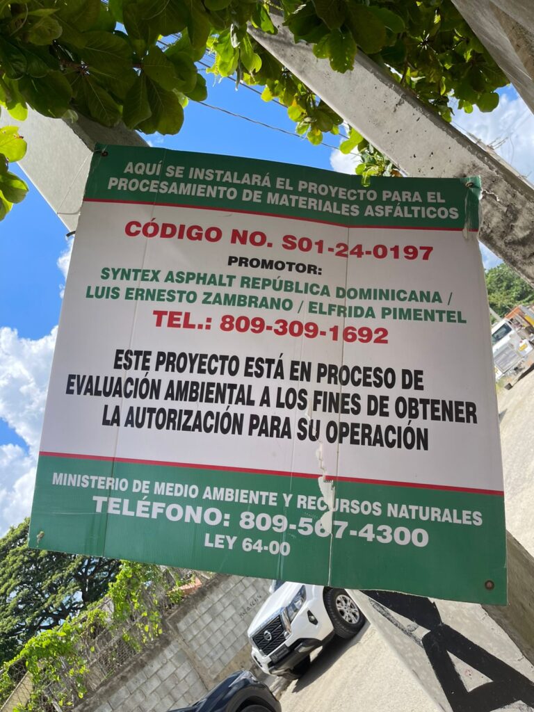 Comunitarios exigen cierre de planta de asfalto en Hato Nuevo - Noticias de hoy en República Dominicana | De Último Minuto