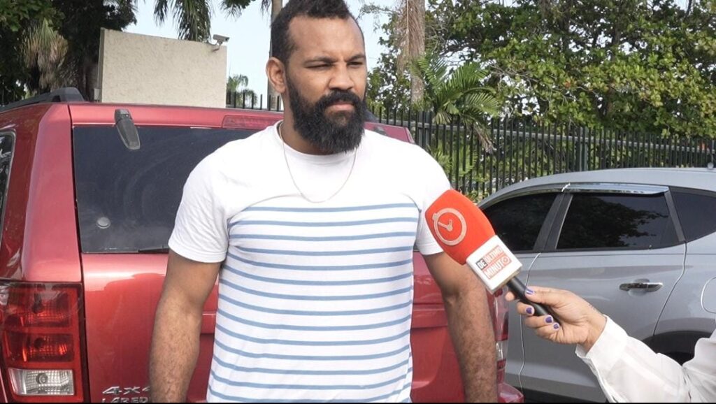 Ciudadanos a favor y en contra de la intervención en el Jardín Botánico - Noticias de hoy en República Dominicana | De Último Minuto