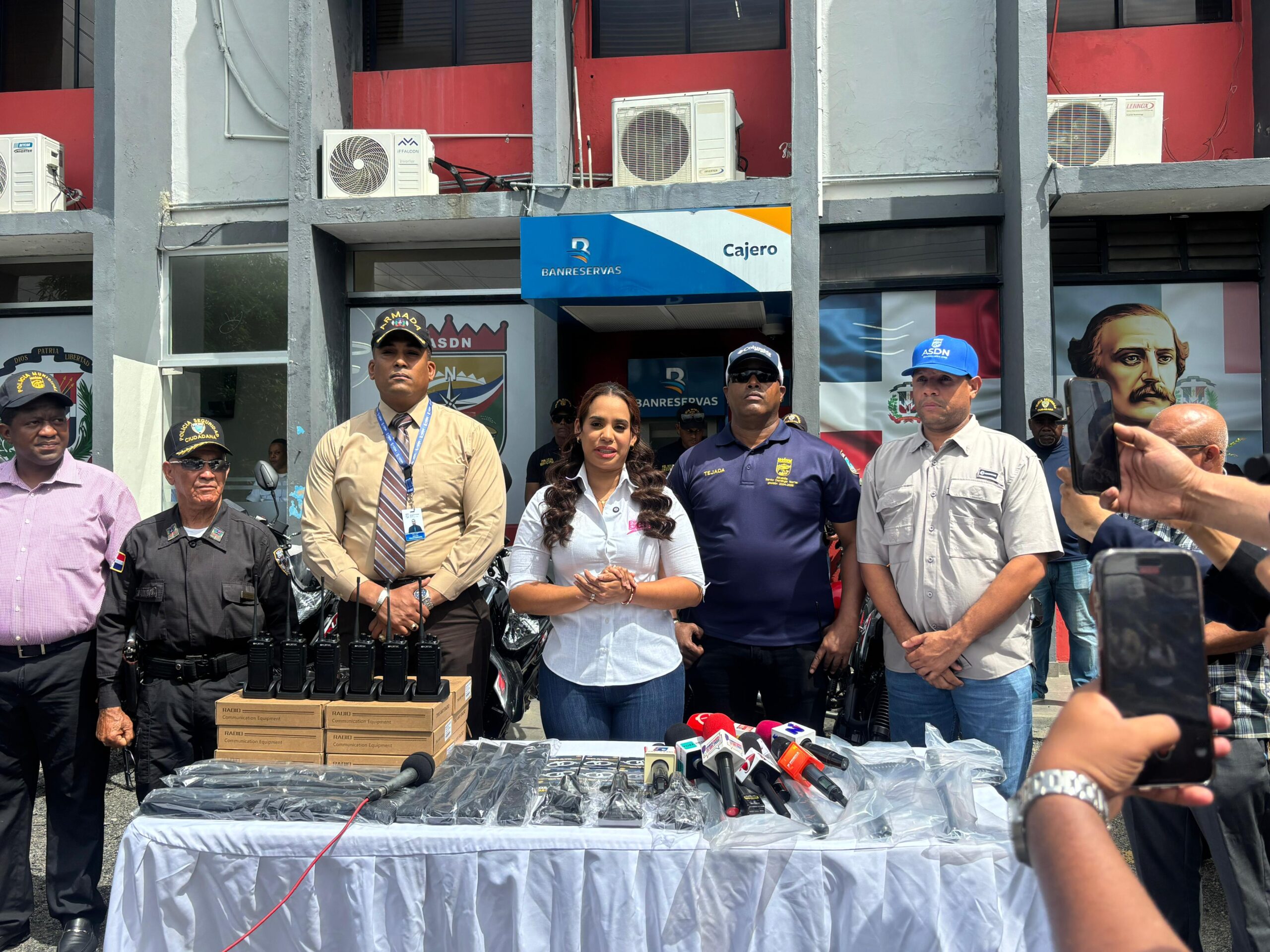 Alcaldía SDN lanza vigilancia por cuadrante para combatir vertederos improvisados y recuperar espacios públicos - Noticias de hoy en República Dominicana | De Último Minuto
