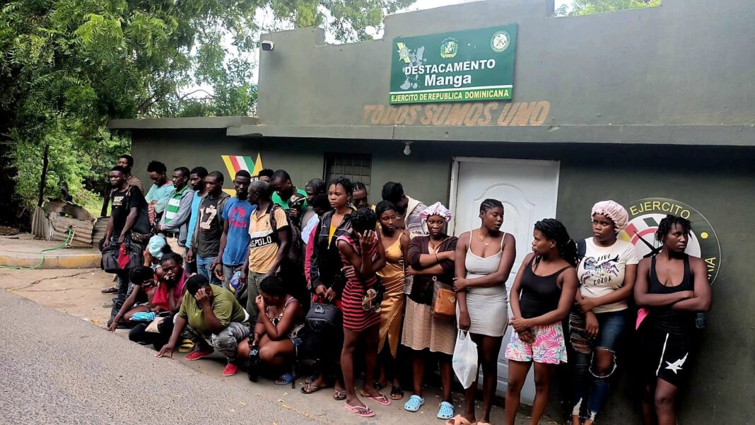 Ejército detiene a 33 ciudadanos haitianos indocumentados durante operativos en Montecristi