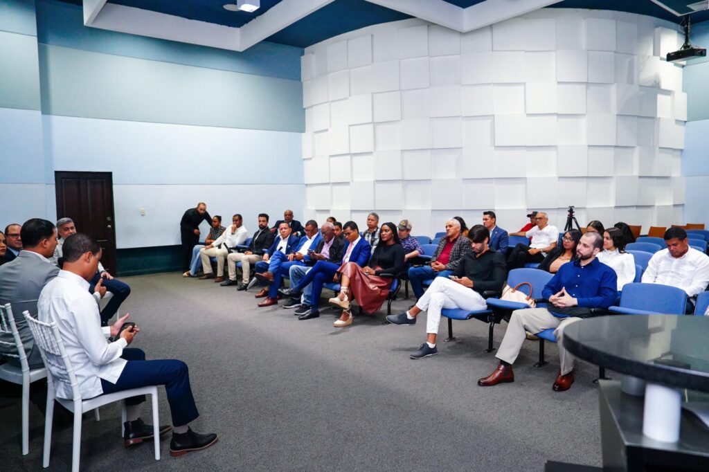 Asociación de Ciencias Políticas analiza las tensiones geopolíticas globales en 2025 | 2 | Asociación de Ciencias Políticas analiza las tensiones geopolíticas globales en 2025 - Noticias de hoy en República Dominicana | De Último Minuto