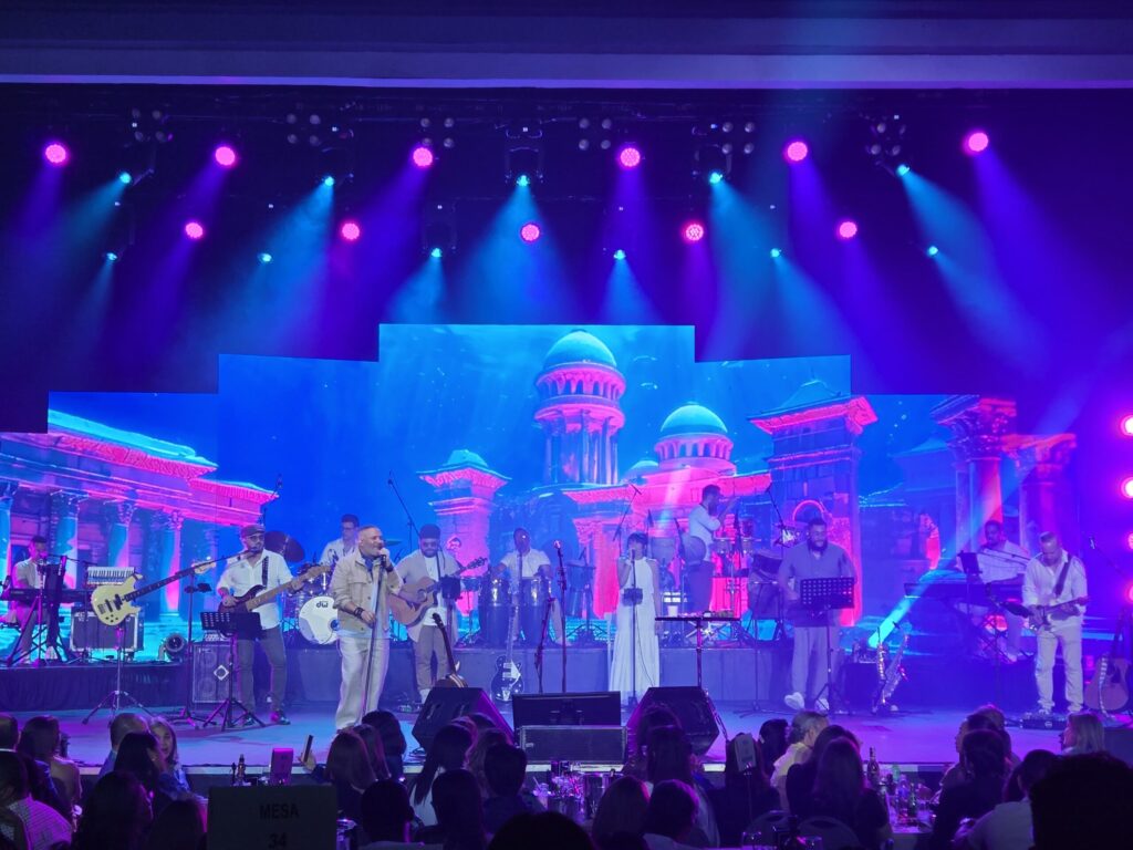 Pavel Núñez celebra 25 años de trayectoria con emotivo concierto lleno de historias y aplausos - Noticias de hoy en República Dominicana | De Último Minuto