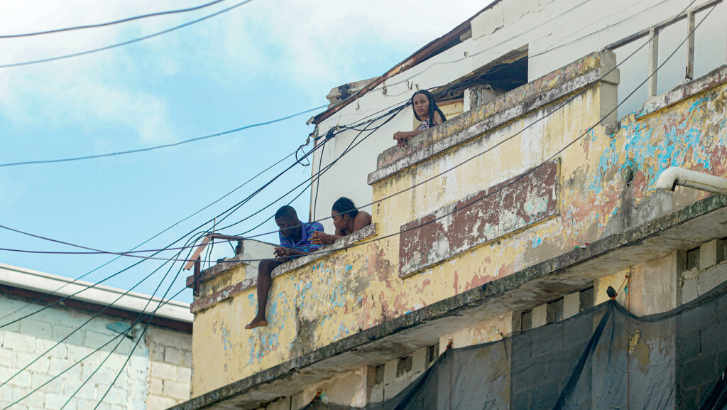Pequeño Haití: El silencio que han dejado los operativos migratorios | 3 | Pequeño Haití: El silencio que han dejado los operativos migratorios