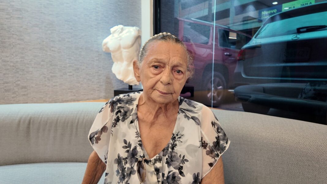 Anciana de 82 años denuncia desalojo violento y presunta complicidad de autoridades