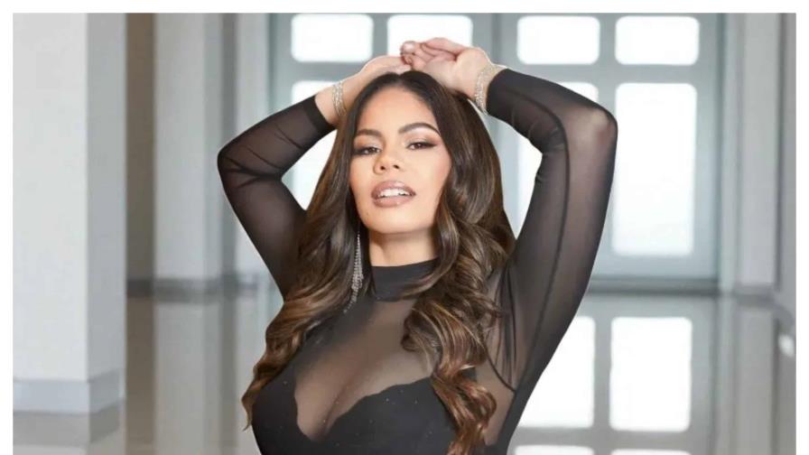 Zulinka Pérez felicita a su hermanita Ana Beatriz tras actuación en tributo a su padre