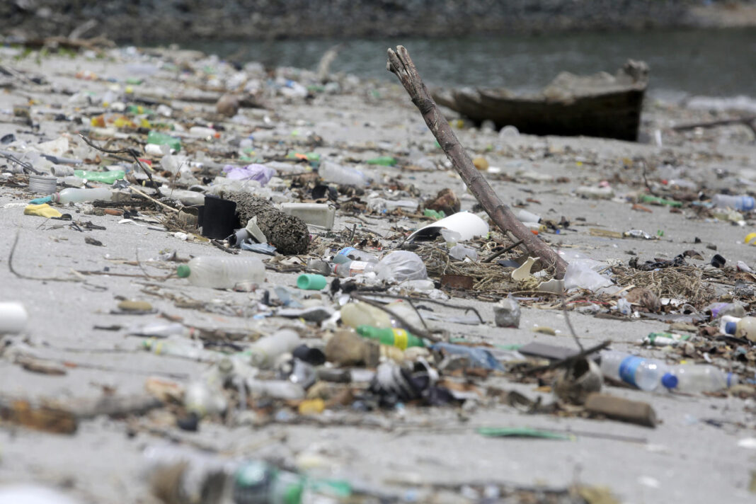 Negociaciones del tratado sobre contaminación de plásticos fracasan al no haber consenso