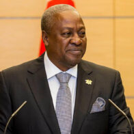 Presidente de Ghana anuncia una investigación por el accidente aéreo que dejó ocho muertos