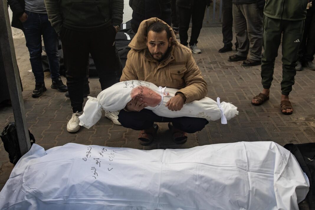 Israel mató a 70 gazatíes el miércoles, 18 de ellos mientras intentaban conseguir comida