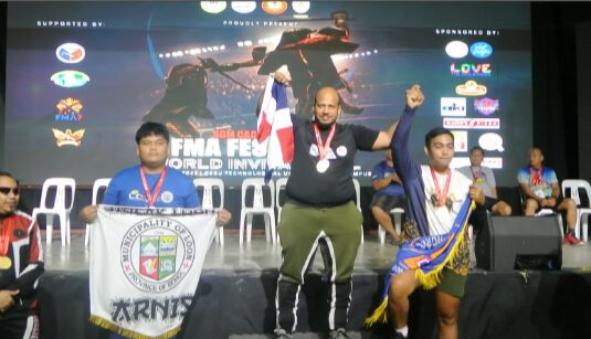 Dominicano gana plata en torneo internacional de artes marciales en Filipinas