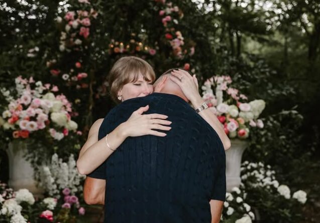 Taylor Swift anuncia su compromiso con Travis Kelce tras dos años de noviazgo | 4 | Taylor Swift anuncia su compromiso con Travis Kelce tras dos años de noviazgo - Noticias de hoy en República Dominicana | De Último Minuto