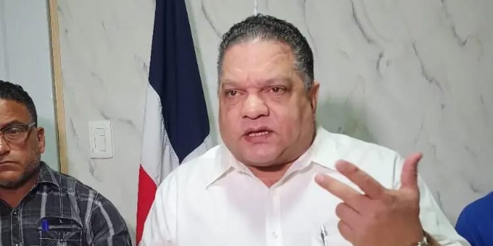 Mario Díaz llama al Presidente Luis Abinader a vetar el nuevo Código Penal