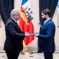 Embajador dominicano Juan Cohen presenta Cartas Credenciales ante presidente de Chile, Gabriel Boric