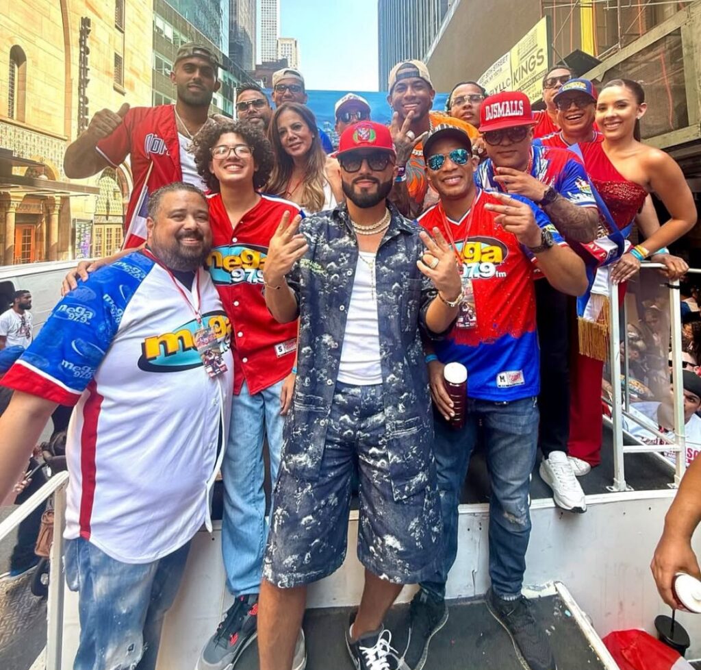 New York se viste de dominicanidad con el desfile Dominicano de Manhattan - Noticias de hoy en República Dominicana | De Último Minuto
