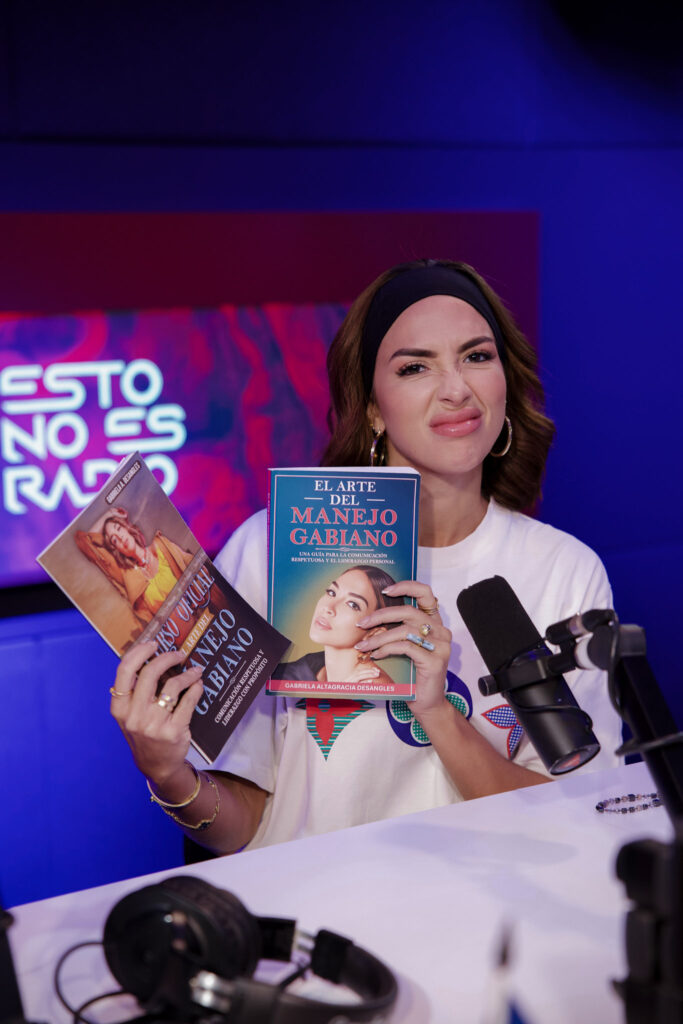 Gabi Desangles es víctima de usurpación de identidad literaria; plantea acciones legales contra escritor de los libros | 3 | Gabi Desangles es víctima de usurpación de identidad literaria; plantea acciones legales contra escritor de los libros - Noticias de hoy en República Dominicana | De Último Minuto