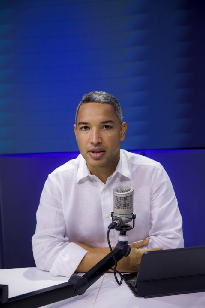 Panelistas de Politikal manifiestan preocupación por "filtración" de decretos en el gobierno | 5 | Panelistas de Politikal manifiestan preocupación por "filtración" de decretos en el gobierno - Noticias de hoy en República Dominicana | De Último Minuto