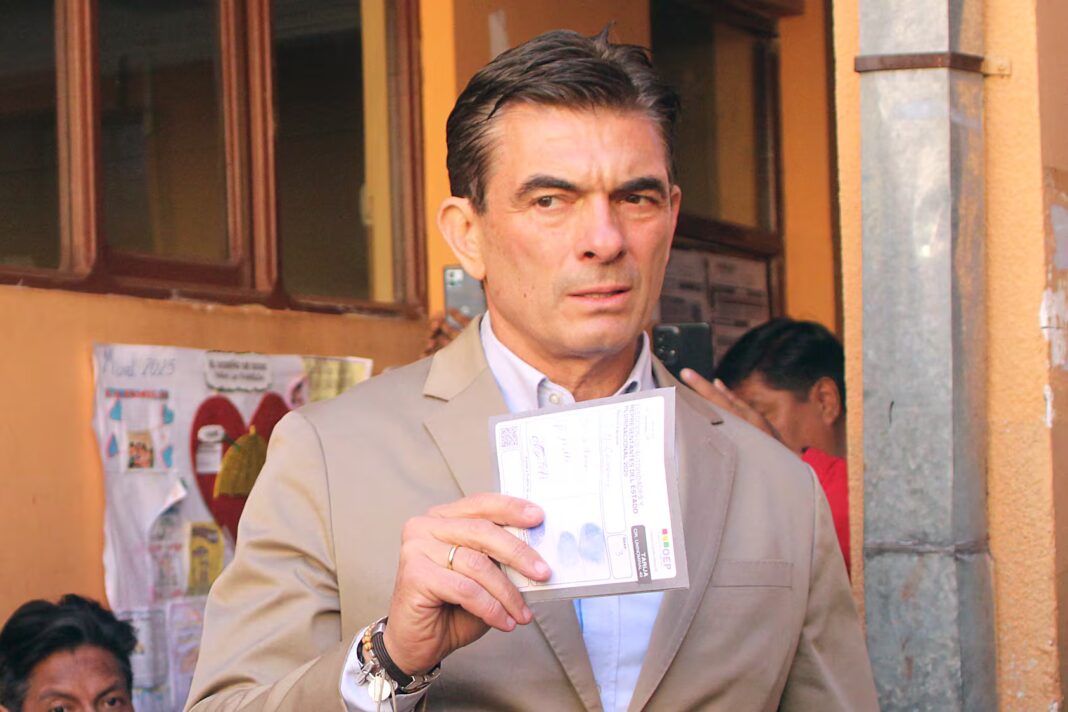 Entre protestas y críticas, Rodrigo Paz anuncia el restablecimiento de relaciones con Estados Unidos