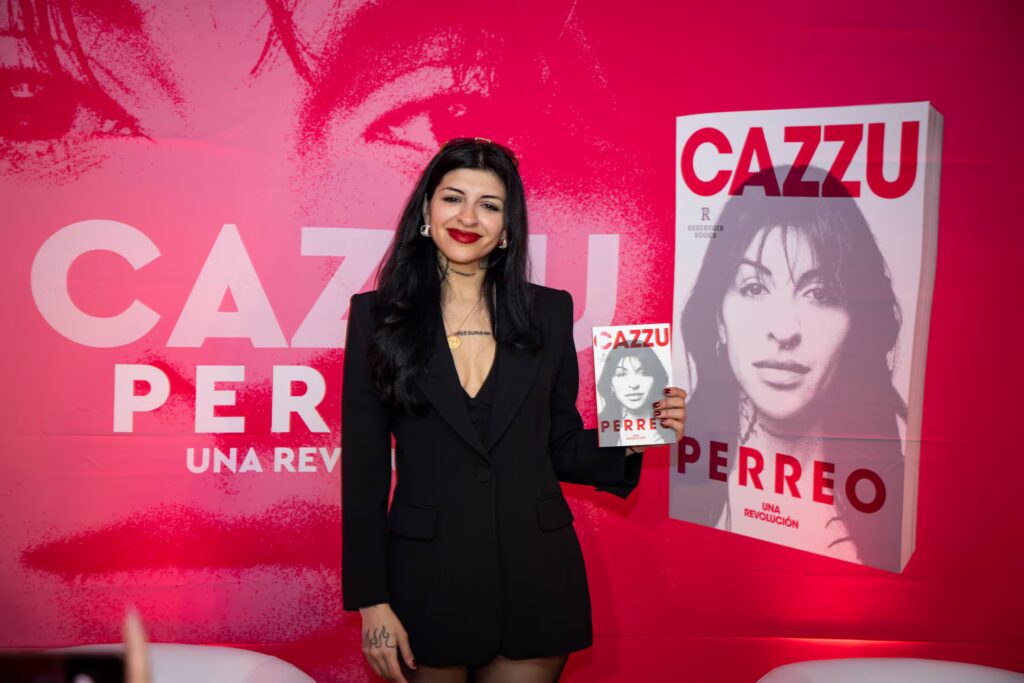Cazzu incursiona en la literatura con "Perreo, una revolución": un ensayo sobre feminismo y reguetón | 2 | Cazzu incursiona en la literatura con "Perreo, una revolución": un ensayo sobre feminismo y reguetón - Noticias de hoy en República Dominicana | De Último Minuto