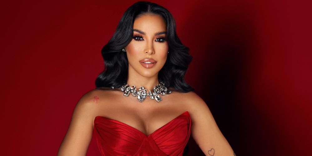 Jessica Pereira brilla en la conducción del Miss Universo RD