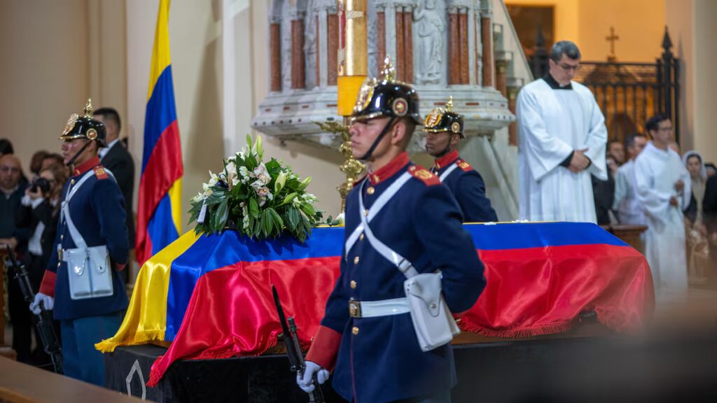Colombia le dice adiós a Miguel Uribe Turbay | 3 | Colombia le dice adiós a Miguel Uribe Turbay - Noticias de hoy en República Dominicana | De Último Minuto