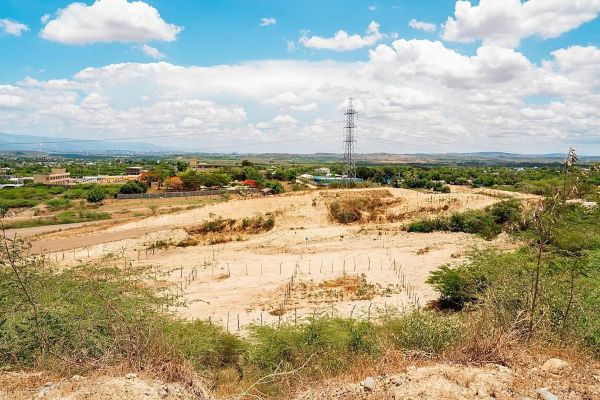 Con una inversión de RD$1,000 millones de pesos inicia primera etapa de Ciudad Presidente Antonio Guzmán | 5 | Gobierno invertirá más de mil millones de pesos inicia primera etapa de Ciudad Presidente Antonio Guzmán en Santiago.