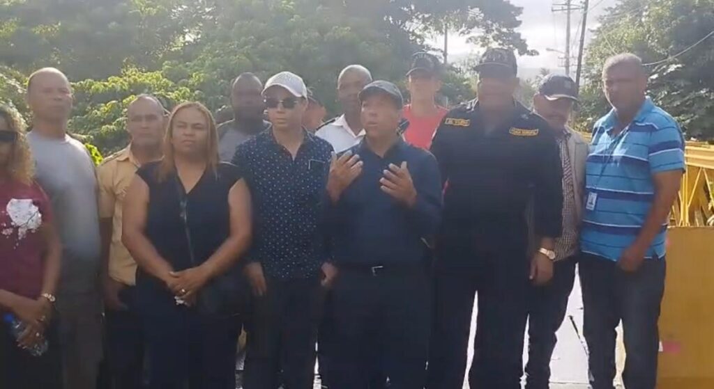 Director de Juma Bejucal exige cumplimiento de promesa de puente por parte del MOPC | 2 | Director de Juma Bejucal reitera llamado al Ministro de Obras Públicas para cumplir promesa de puente