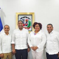CONADIS y autoridades provinciales de Pedernales coordinan acciones para turismo accesible