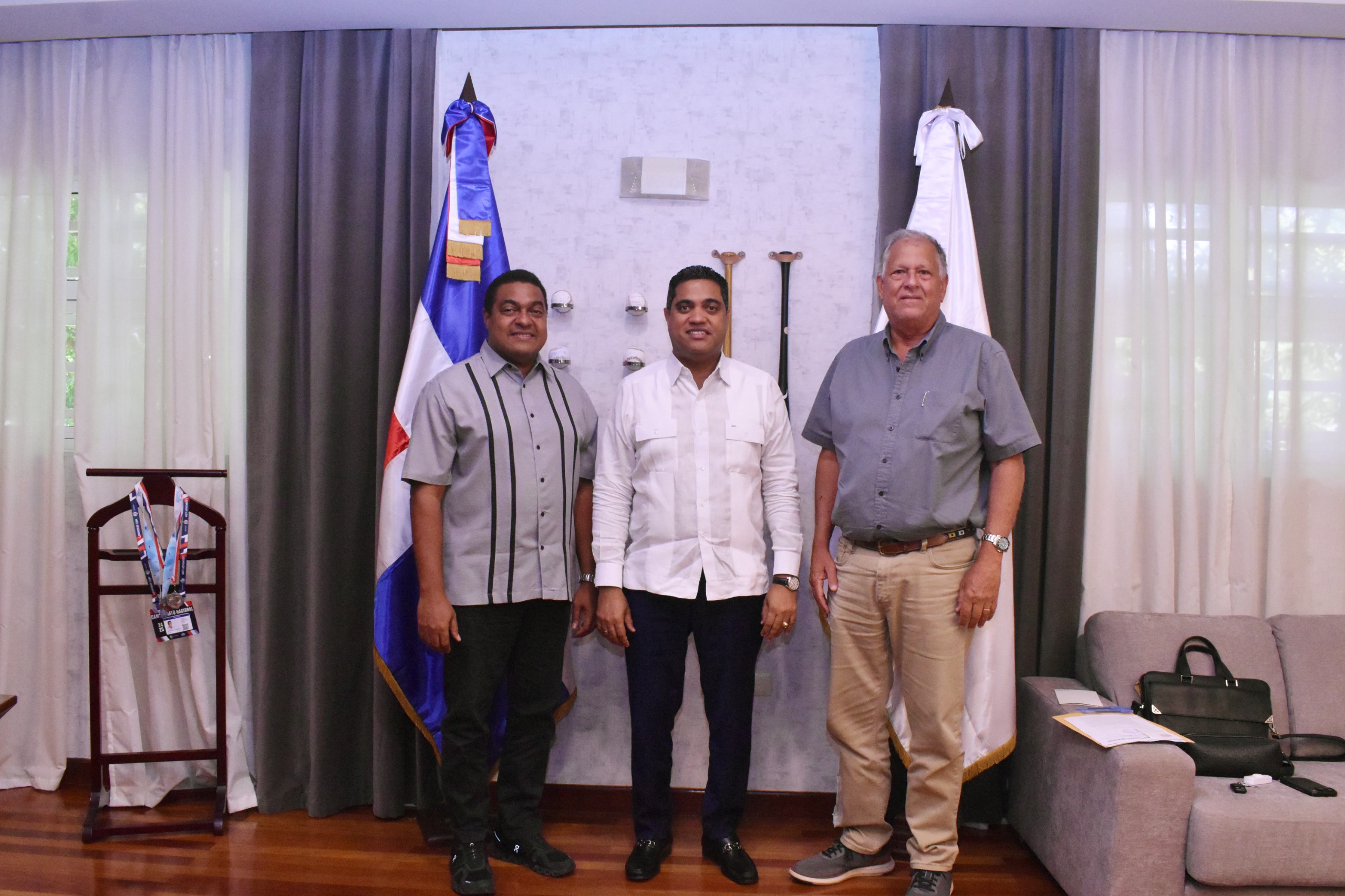 Ministro de Deportes coordina con Fundación García Saleta y Comité Organizador para la sostenibilidad del Centro Olímpico Juan Pablo Duarte