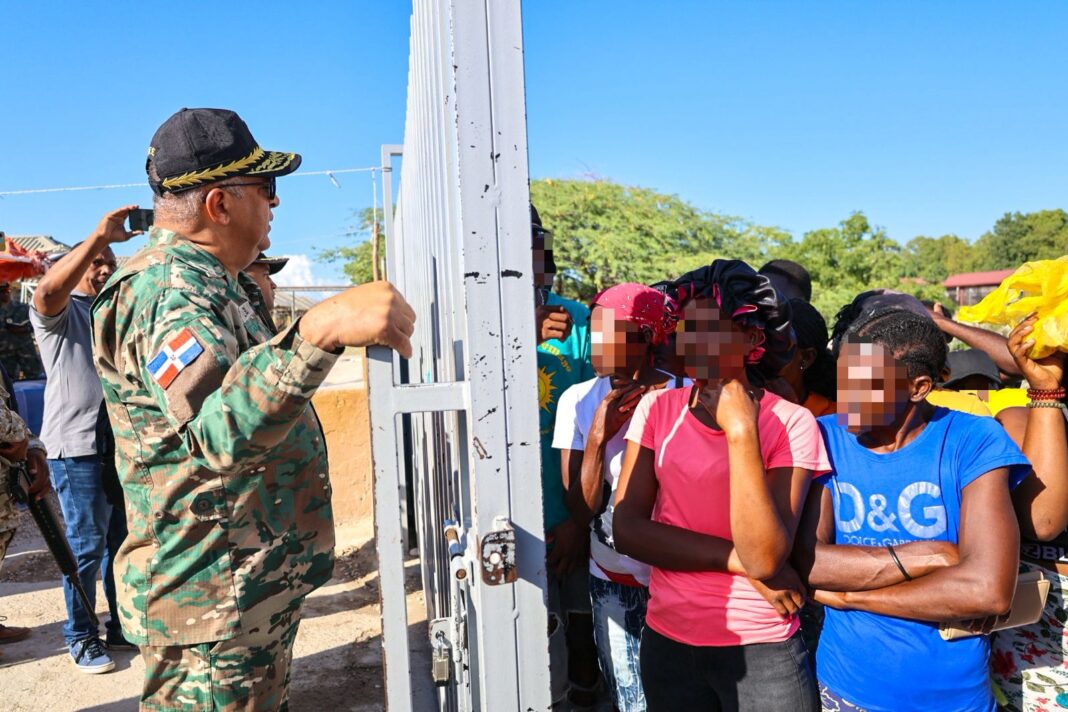En Pedernales avanzan los controles migratorios biométricos y sede de la DGM