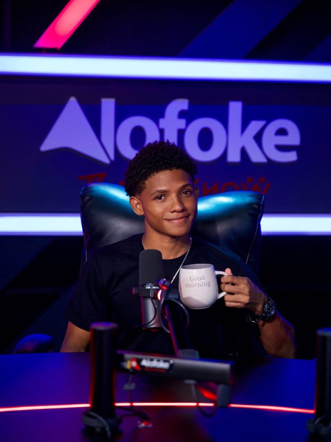 Santiago Matías a Luise: “Me veo reflejado en ti, tú eres Alofoke joven”