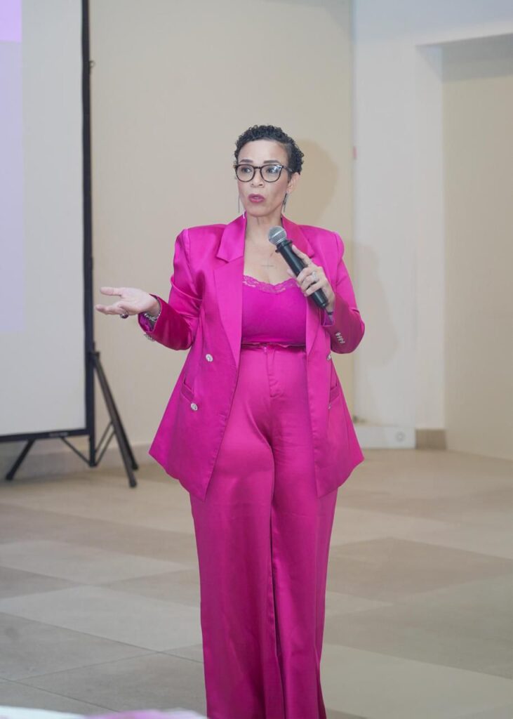 Dra. Hichez resalta importancia de abordar la depresión en atención primaria durante II Jornada de SODOMEFYC | 3 | Dra. Hichez resalta importancia de abordar la depresión en atención primaria durante II Jornada de SODOMEFYC - Noticias de hoy en República Dominicana | De Último Minuto