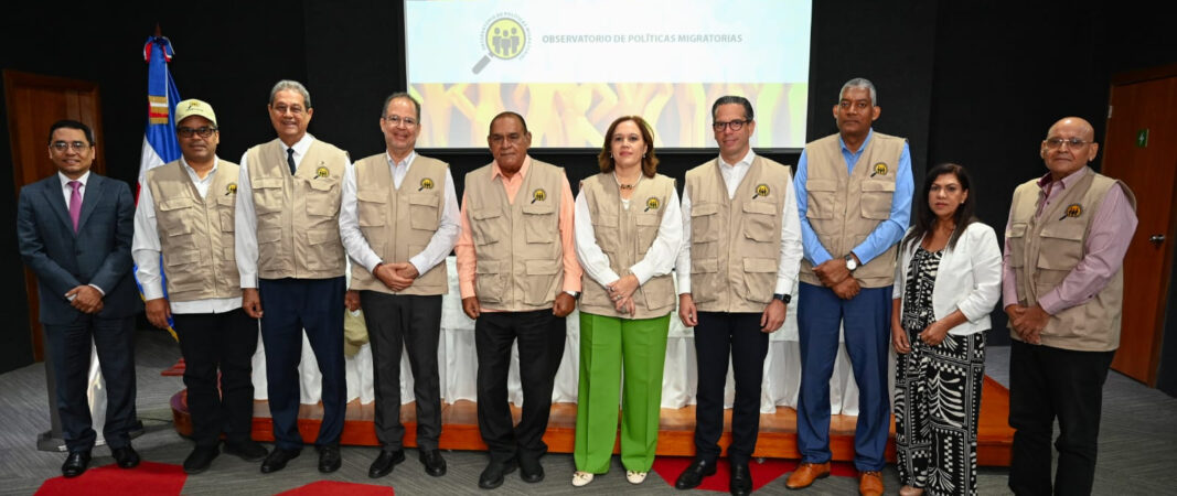 Observatorio de Políticas Migratorias presenta su primer informe preliminar sobre 15 medidas del Gobierno