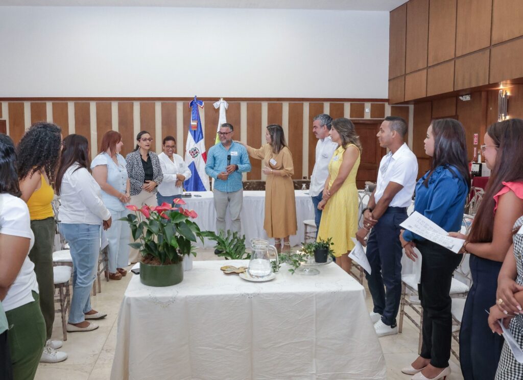Voluntariado Conani presenta logros en sus seis meses de acciones por la niñez y la adolescencia en RD - Noticias de hoy en República Dominicana | De Último Minuto