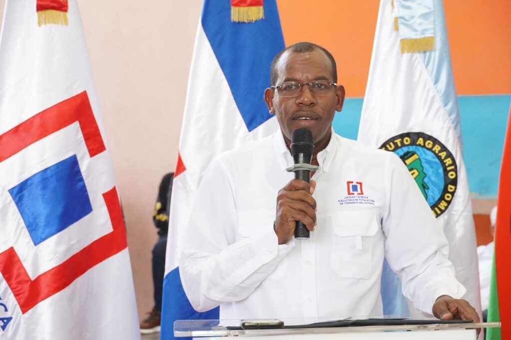 Inician trabajos de titulación en cinco sectores de Hato del Yaque, Santiago - Noticias de hoy en República Dominicana | De Último Minuto