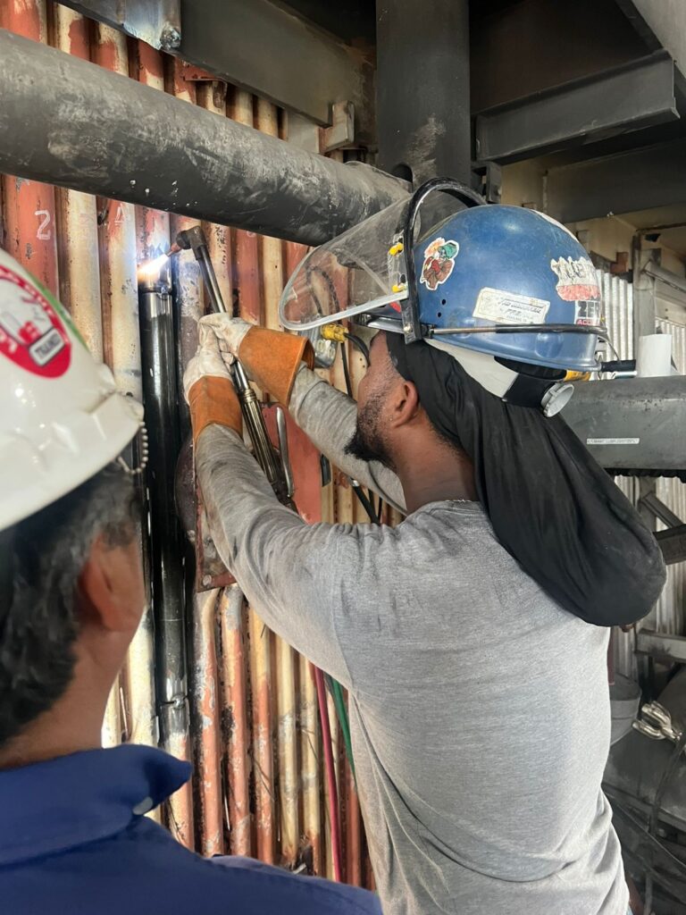 EGEPC trabaja para restablecer operación de Punta Catalina tras desperfecto en tubería | 4 | EGEPC trabaja para restablecer operación de Punta Catalina tras desperfecto en tubería