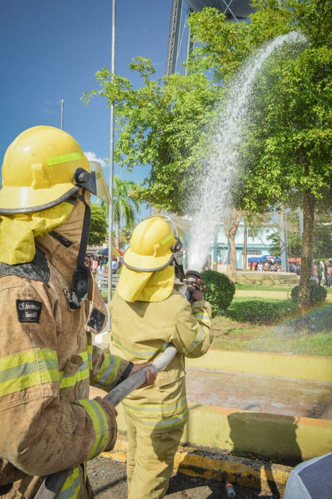 Ayuntamiento de Monte Plata y Cuerpo de Bomberos celebran con éxito el campamento “Bomberitos en Acción” | 2 | Ayuntamiento de Monte Plata y Cuerpo de Bomberos celebran con éxito el campamento “Bomberitos en Acción” - Noticias de hoy en República Dominicana | De Último Minuto