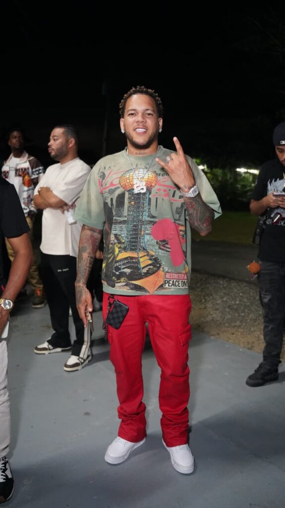 Personalidades dijeron presente en la pelea de boxeo de La Casa de Alofoke | 4 | Personalidades dijeron presente en la pelea de boxeo de La Casa de Alofoke - Noticias de hoy en República Dominicana | De Último Minuto