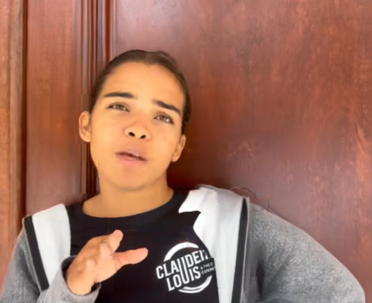 Joven denuncia estafa de 32 mil pesos por parte de ebanista en Villa Tapia - Noticias de hoy en República Dominicana | De Último Minuto