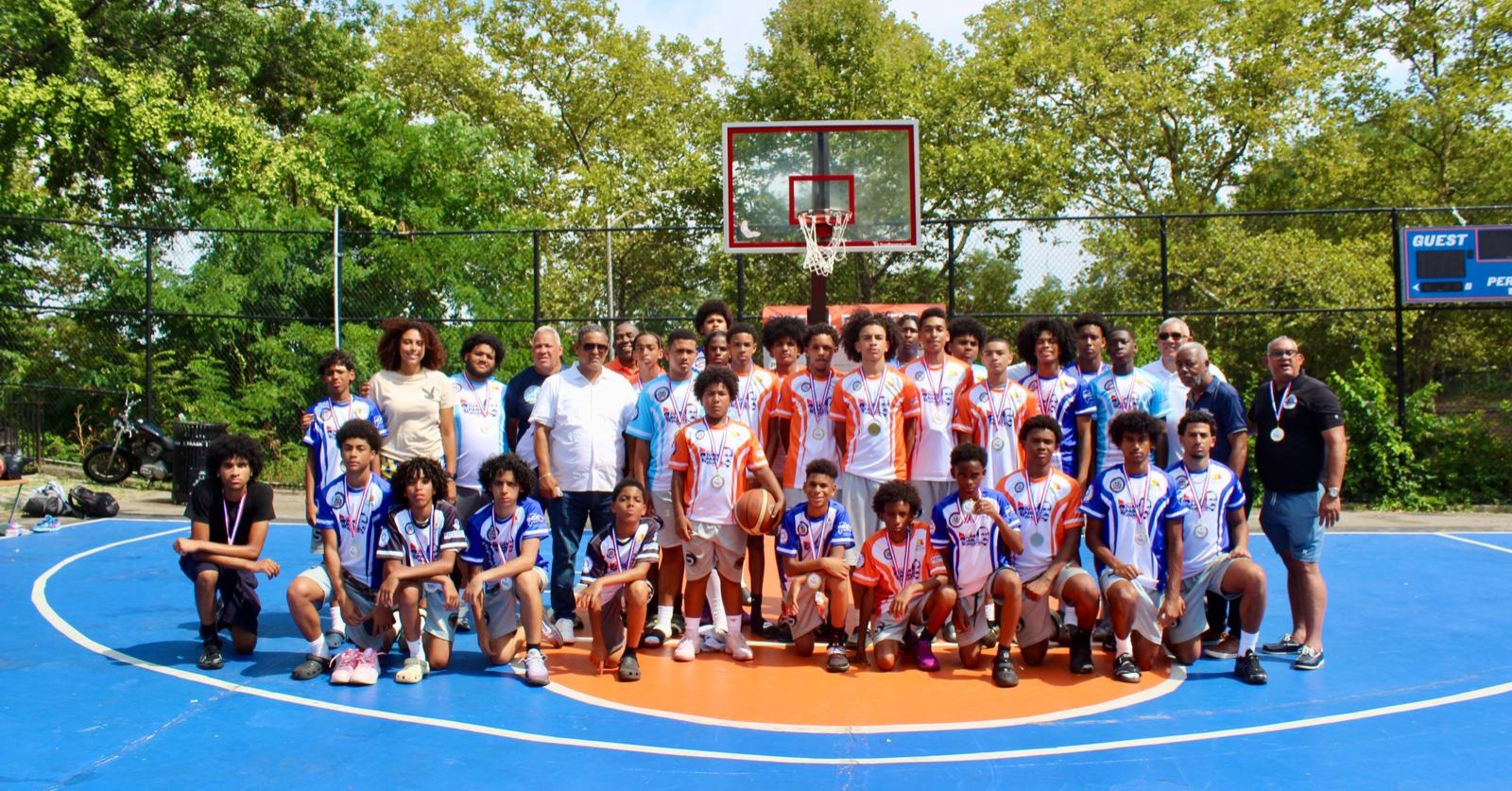 Boston gana cuatro medallas de Oro en baloncesto Juego Juan Pablo Duarte NY