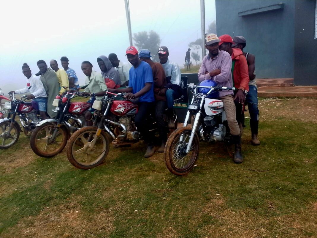 Ejército intercepta 14 haitianos indocumentados en el Calimete de Montecristi