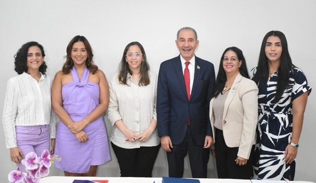 El Programa de Inglés de Inmersión de RD se consolida como referente regional en cooperación internacional