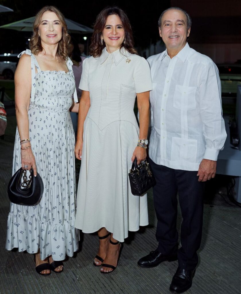 Fundación Iván Tovar presenta la escultura monumental The Chaise Adulte de Iván Tovar | 3 | Fundación Iván Tovar presenta la escultura monumental The Chaise Adulte de Iván Tovar - Noticias de hoy en República Dominicana | De Último Minuto