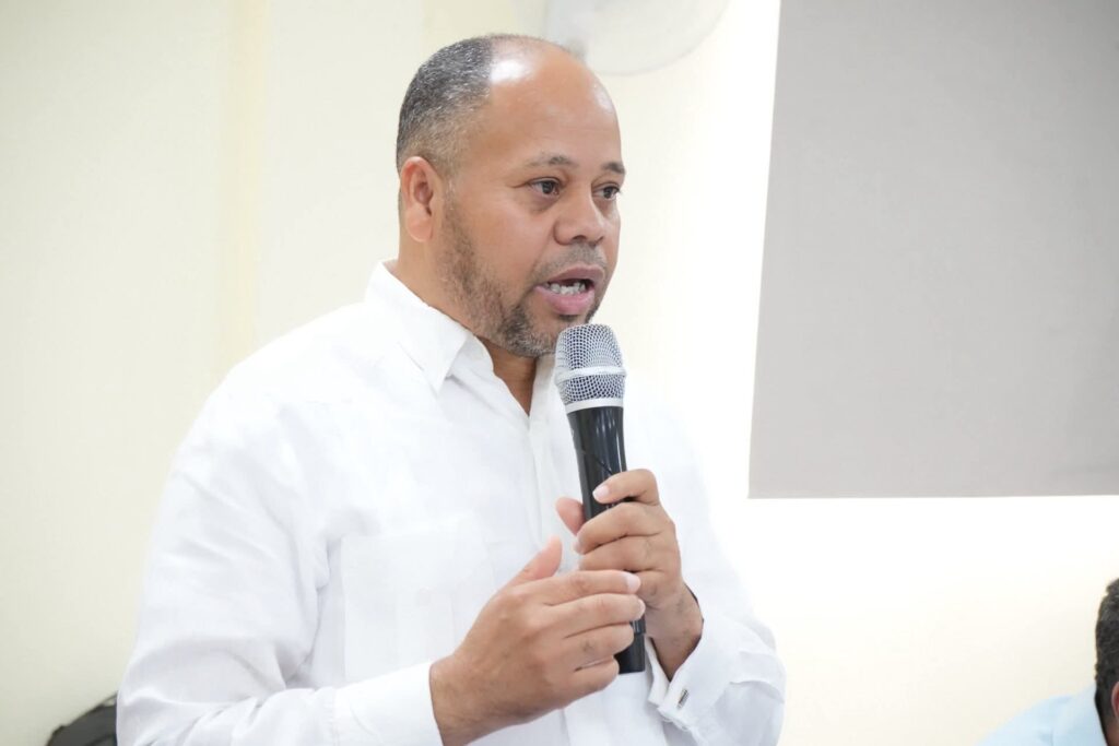 "Escuela en Peralta no está en convenio con la Iglesia Católica", afirma viceministro | 3 | "Escuela en Peralta no está en convenio con la Iglesia Católica", afirma viceministro - Noticias de hoy en República Dominicana | De Último Minuto