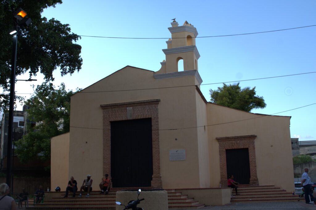 Ministerio de Turismo rescata parroquias históricas en la Ciudad Colonial - Noticias de hoy en República Dominicana | De Último Minuto