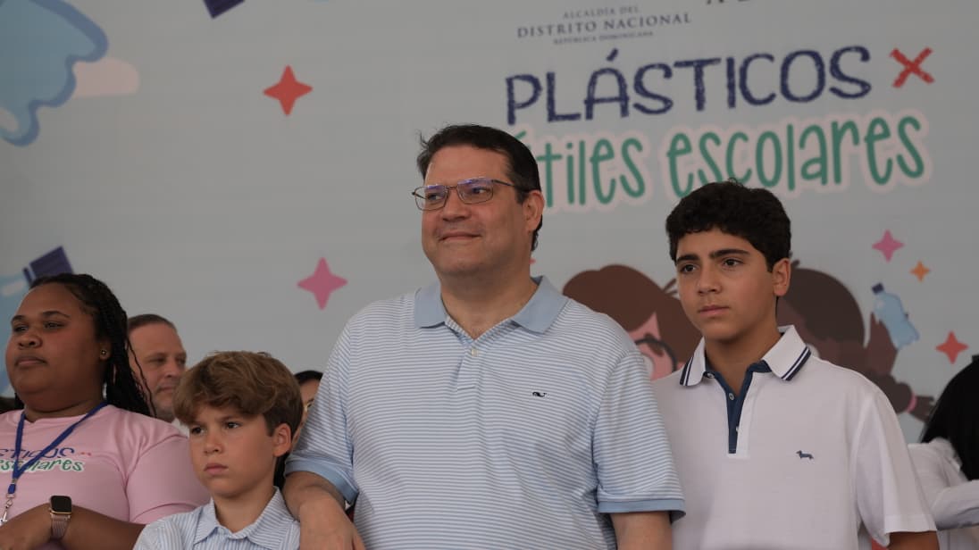 Yayo en 2da edición de ‘Plásticos por Escolares’: “Esta es una inictiva en nombre del amor, la entrega y la solidaridad”
