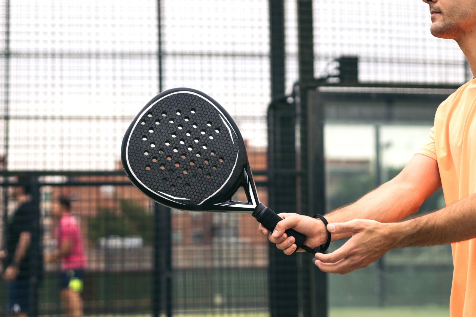 Pádel, el deporte que transforma la salud física y mental, según el doctor Michael Dakkak de Cleveland Clinic - Noticias de hoy en República Dominicana | De Último Minuto