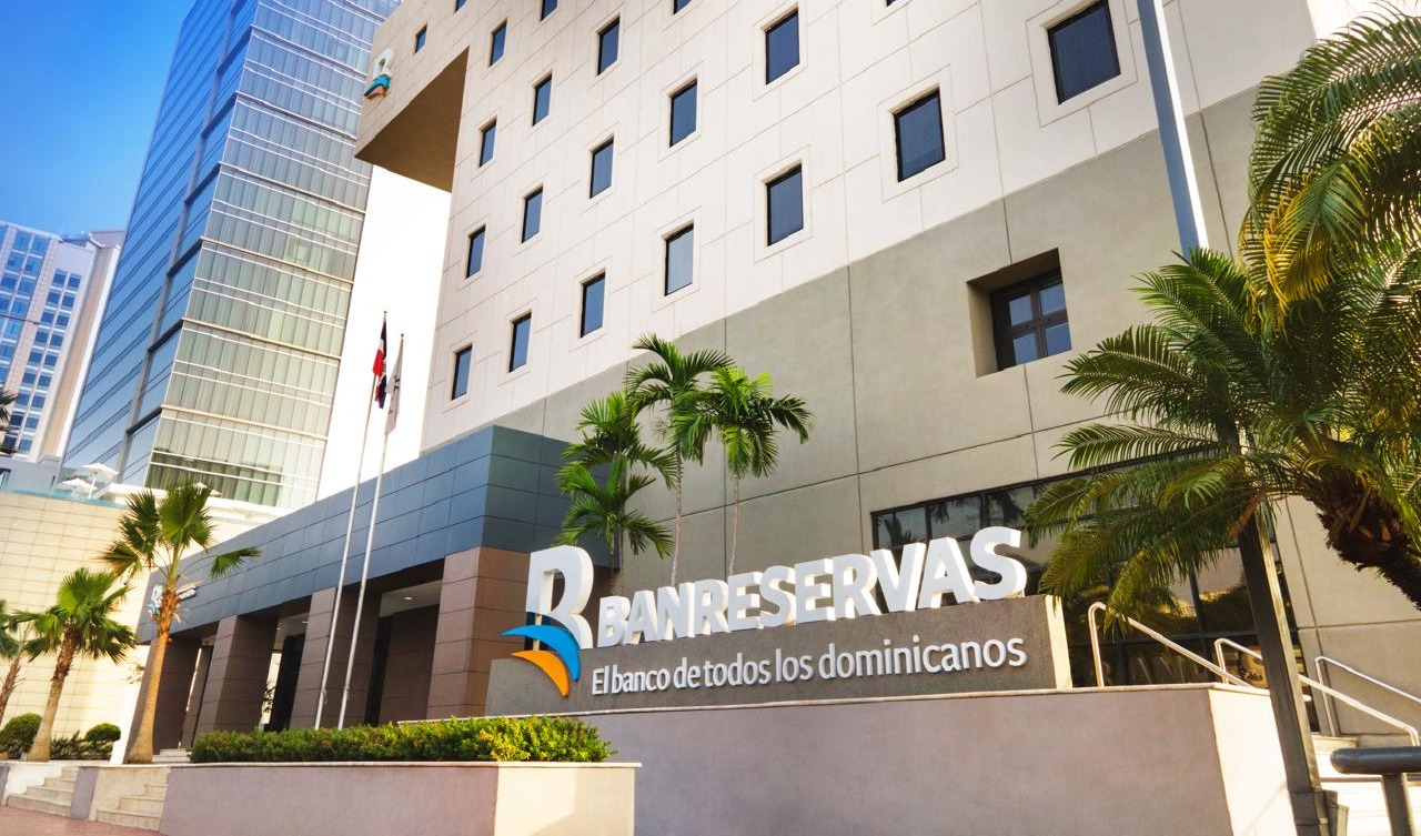 Banreservas es reconocido como Mejor Banco Digital Corporativo y Empresarial de RD